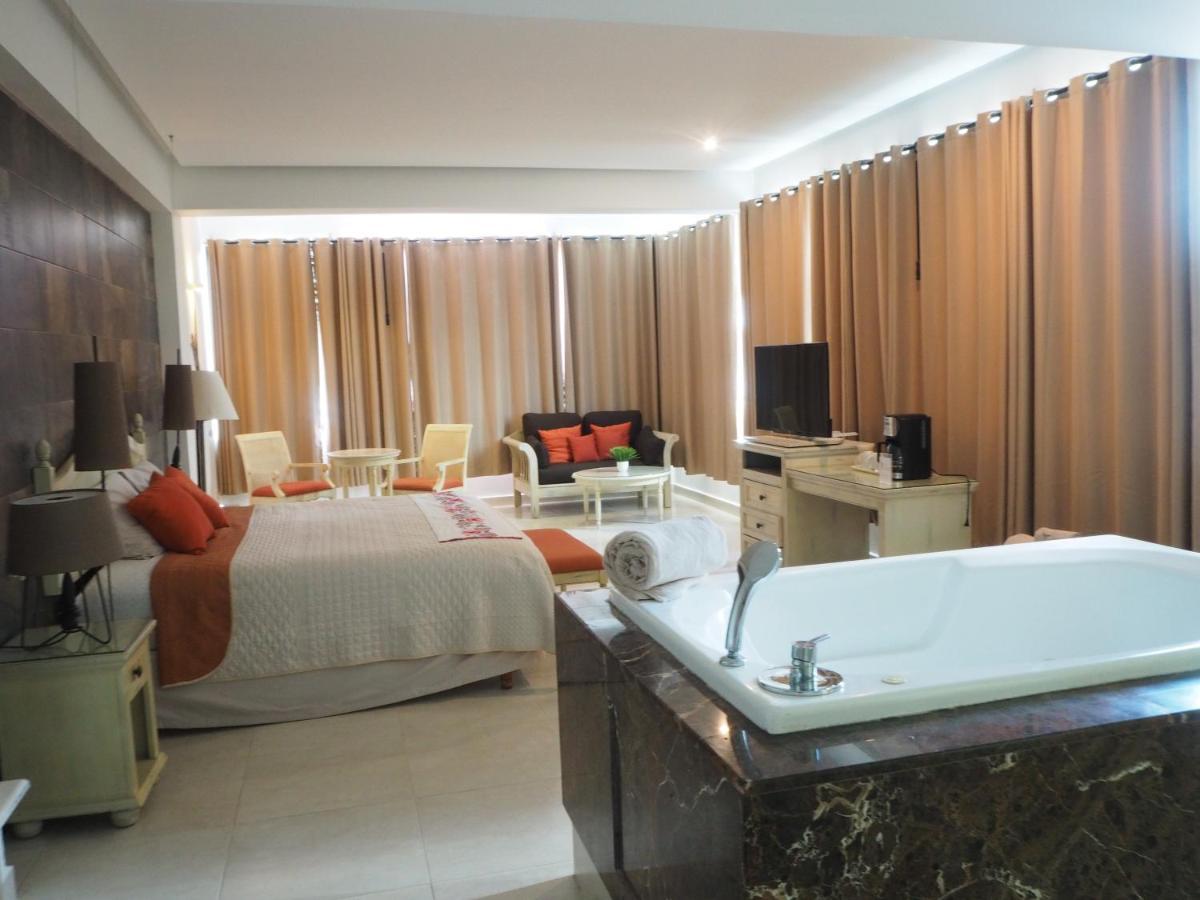 Suite Espaciosa En Colibri Playa Del Carmen Esterno foto